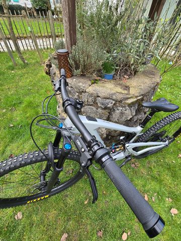 Brugt Santa Cruz HECKLER SL Other 2024 Mountainbike — billede 4 af 11