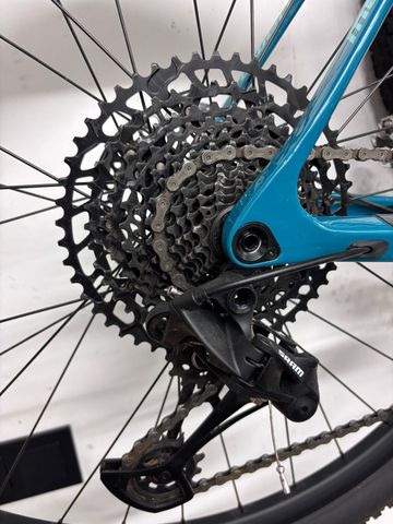 Used Megamo FACTORY 15 2022 2022 Mountainbike, Blue, 29 — image 6 of 9