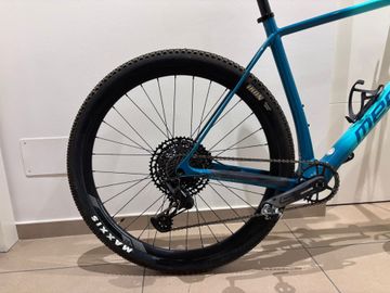 Used Megamo FACTORY 15 2022 2022 Mountainbike, Blue, 29 — image 3 of 9