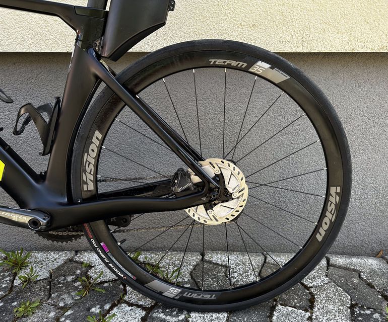 Used Orbea ORCA AERO M20TEAM 2022 2022 Road & Gravel, Schwarz — image 6 of 10
