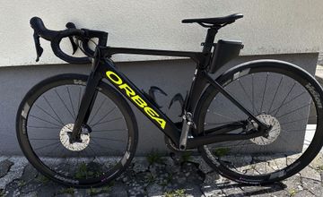 Orbea ORCA AERO M20TEAM 2022 2022 Road & Gravel usato