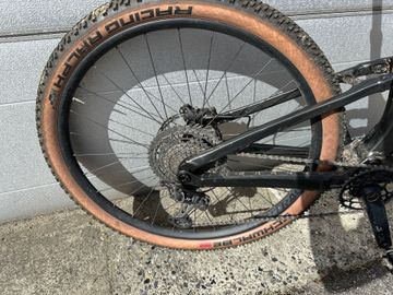 Brugt Trek Fuel ex Shimano Deore XT 2023 Mountainbike — billede 4 af 9