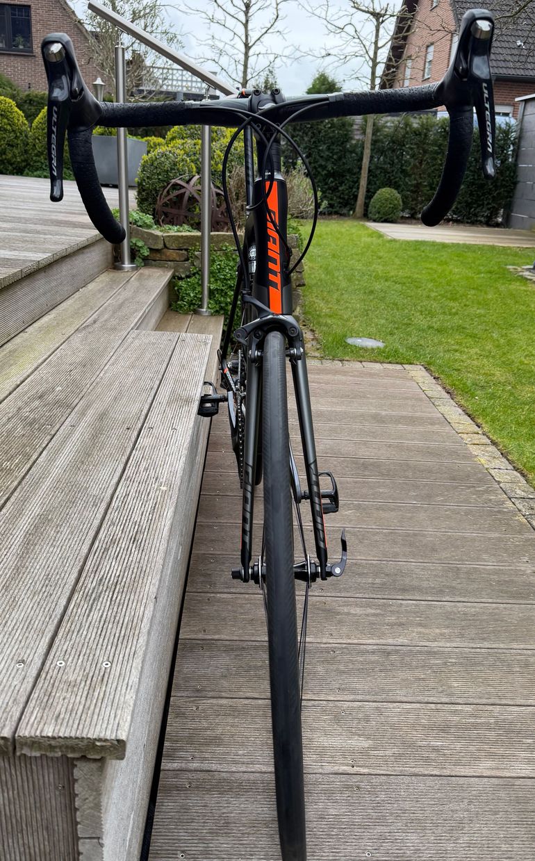 Used Giant TCR Advanced 1 2018 2018 Road & Gravel, Black — image 2 of 8