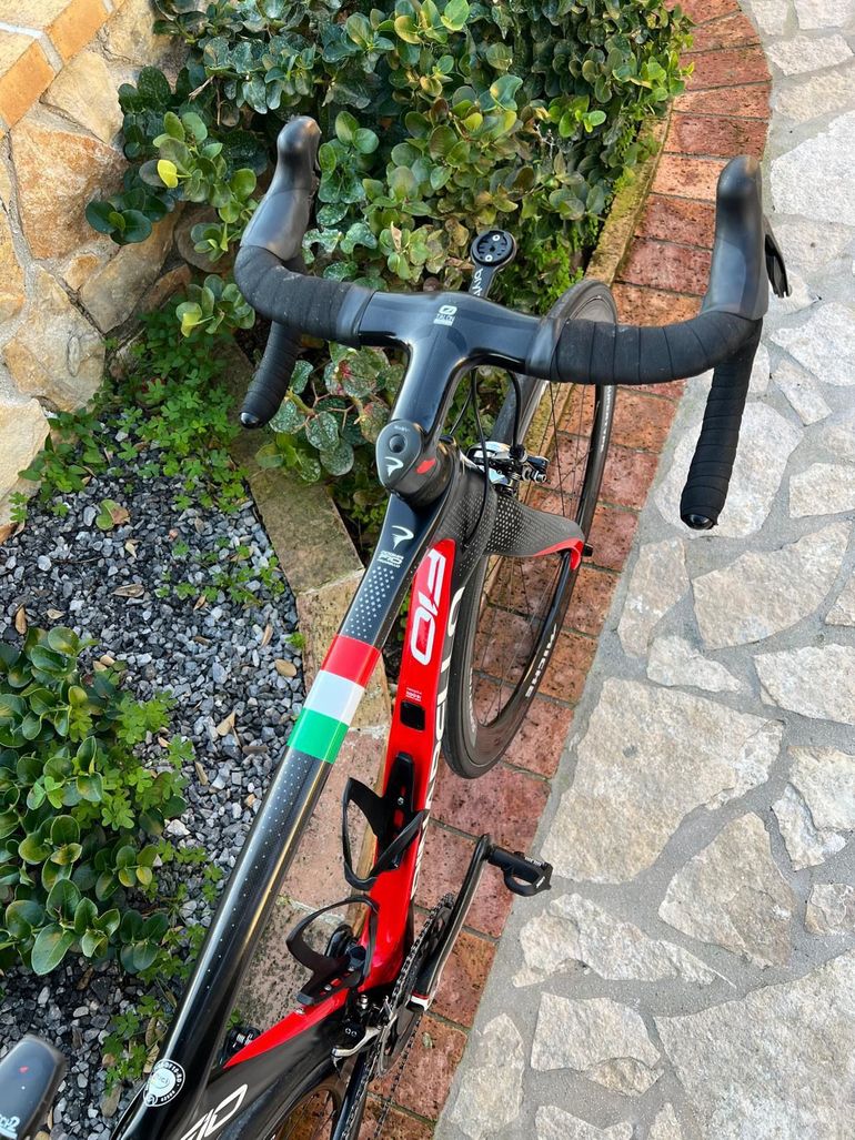 Used Pinarello Dogma Shimano Dura Ace 2016 Road & Gravel, Schwarz — image 4 of 6