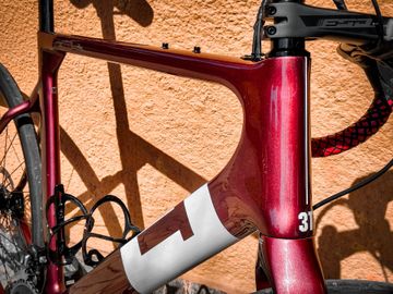 3T EXPLORO TEAM SRAM Rival 2023 Road & Gravel de segunda mano, Rojo — imagen 6 de 13