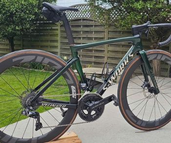 Used Specialized Tarmac Shimano Dura Ace Di2 2021 Road & Gravel, Green — image 1 of 4