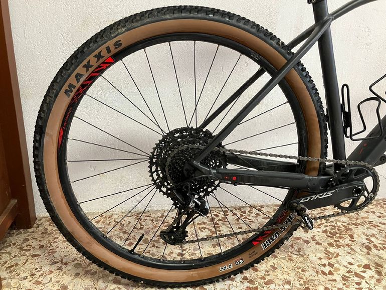 Used Orbea ALMA H30-EAGLE 29 2019 2019 Mountainbike, Black, 29 — image 3 of 11