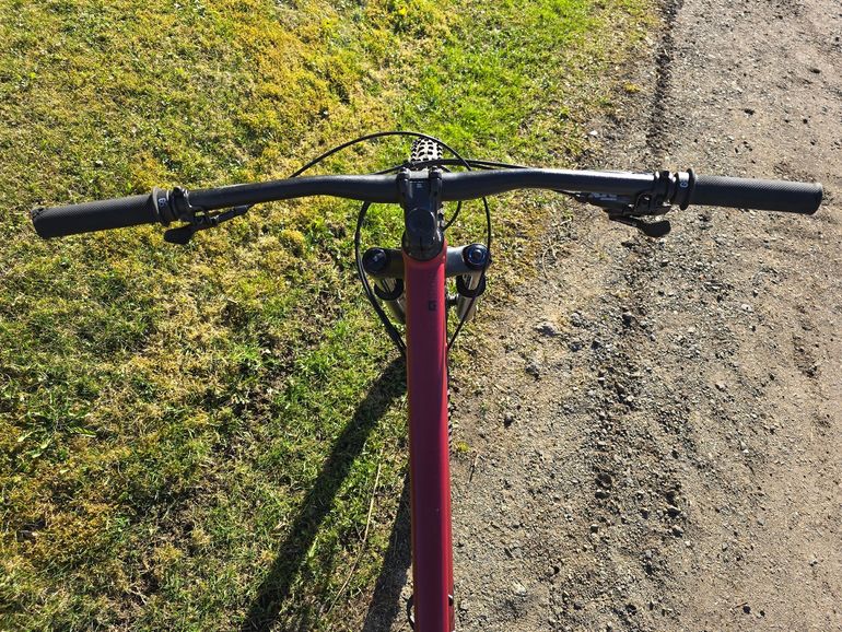 Used Canyon Stoic 3 2024 2024 Mountainbike, Red, 27.5, 29 — image 3 of 9
