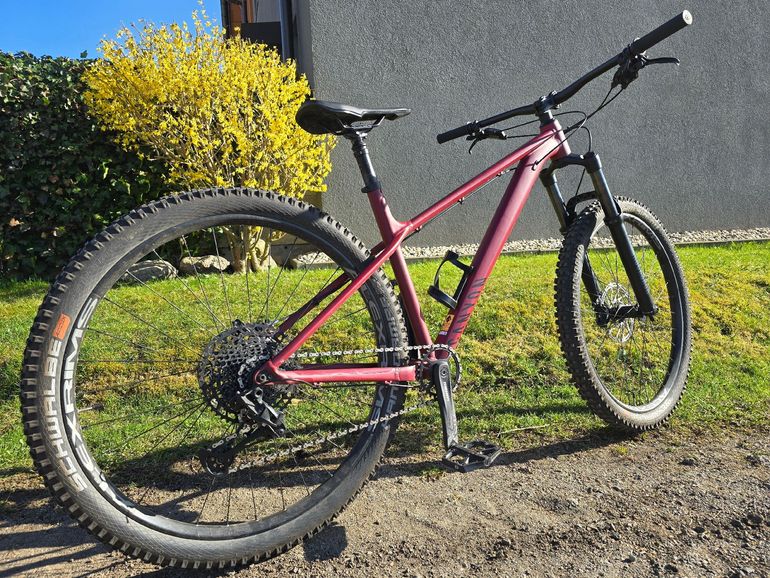 Used Canyon Stoic 3 2024 2024 Mountainbike, Red, 27.5, 29 — image 2 of 9