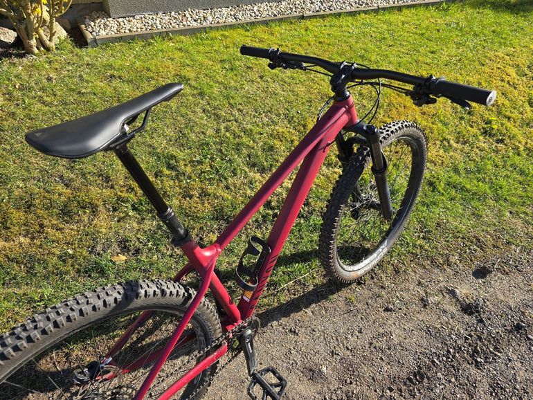 Used Canyon Stoic 3 2024 2024 Mountainbike, Red, 27.5, 29 — image 8 of 9