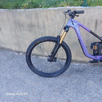 Używany Giant Reign Advanced 1 2024 2024 Mountainbike — zdjęcie 2 z 7