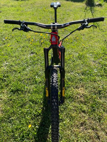 Intense Tracer SRAM X01 Eagle 2024 Mountainbike usato, Rosso — immagine 8 di 8