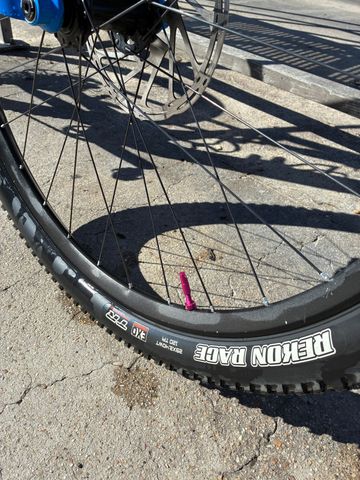 Used Santa Cruz Blur SRAM GX Eagle 2023 Mountainbike, Black, 29 — image 9 of 31