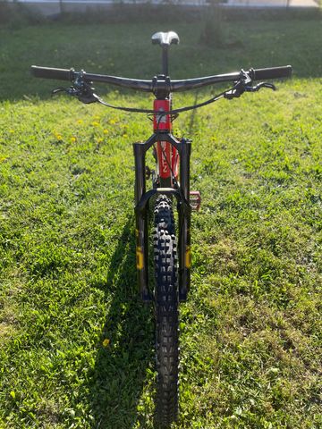 Used Intense Primer Shimano XTR 2024 Mountainbike, Red — image 4 of 8