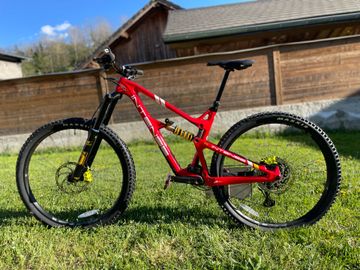 Used Intense Primer Shimano XTR 2024 Mountainbike, Red — image 2 of 8