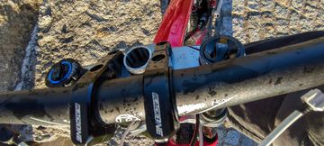 Used Specialized Camber 29 2017 2017 Mountainbike, Red, 29 — image 6 of 7