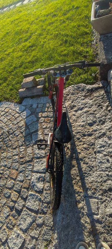 Used Specialized Camber 29 2017 2017 Mountainbike, Red, 29 — image 4 of 7