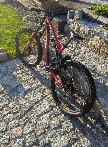 Used Specialized Camber 29 2017 2017 Mountainbike, Red, 29 — image 3 of 7