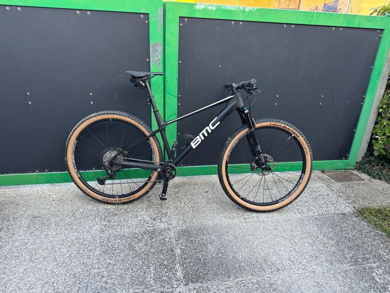 Used BMC BMC Custom Shimano Deore XT 2024 Mountainbike — image 1 of 5