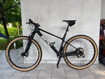 Used BMC BMC Custom Shimano Deore XT 2024 Mountainbike, Black — image 3 of 7