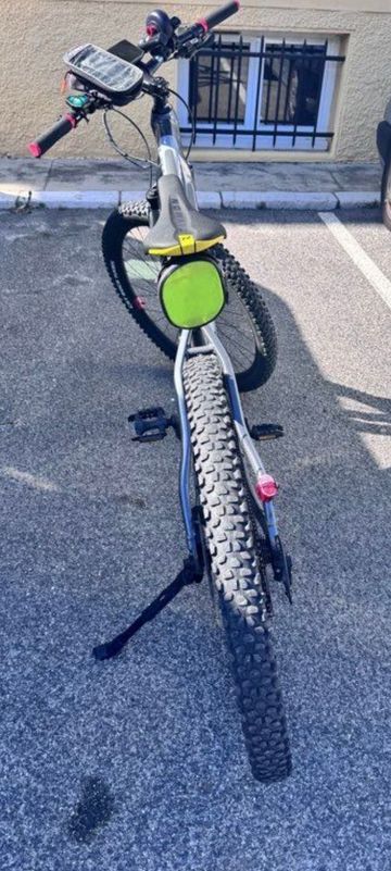 CRZ X RACE 2023 Mountainbike usato, Grigio chiaro — immagine 8 di 9