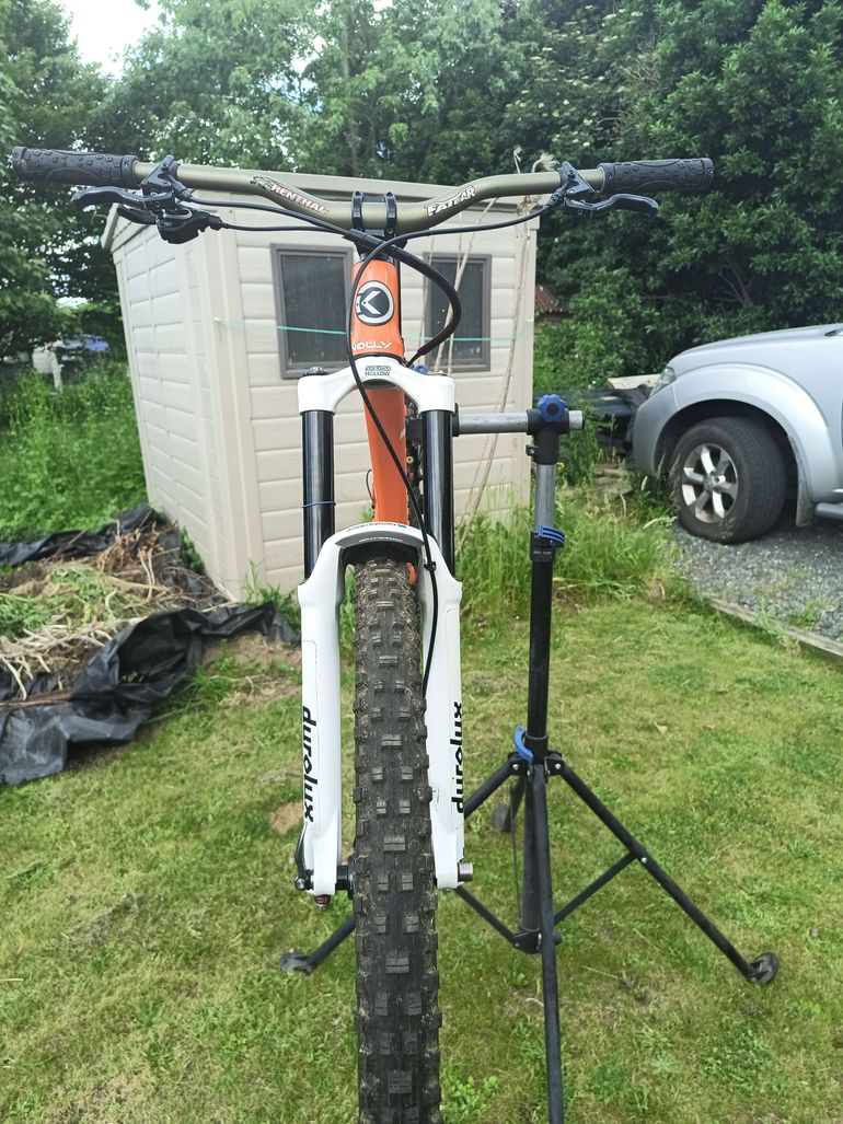 Used Knolly Delirium 2019 Mountainbike, Orange — image 7 of 7