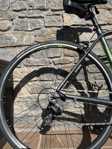 Used Merida Scultura Shimano 105 2016 Road & Gravel, Black — image 2 of 6