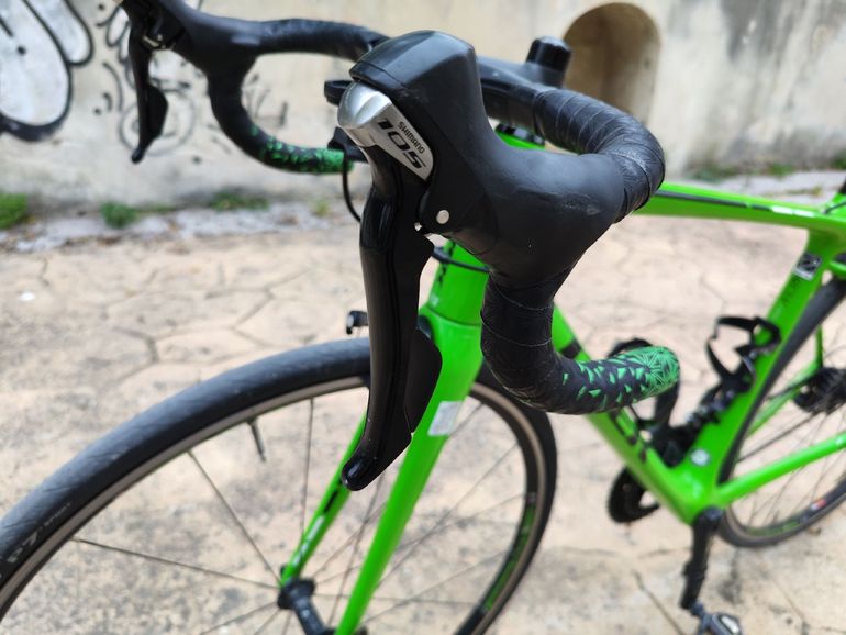 Used Trek Emonda Shimano 105 2016 Road & Gravel, Green — image 8 of 10