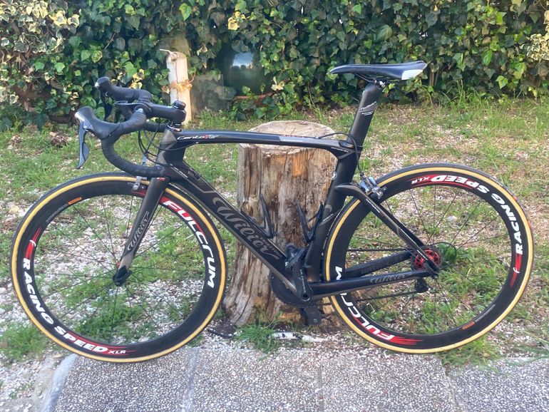 Used Wilier Cento1AIR 2016 2016 Road & Gravel, Black — image 2 of 3