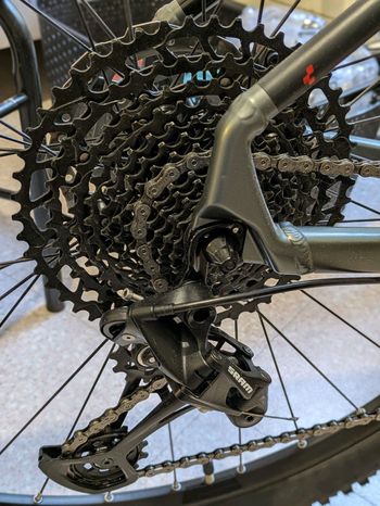Tweedehands CUBE ANALOG 2023 2023 Mountainbike — afbeelding 18 van 18