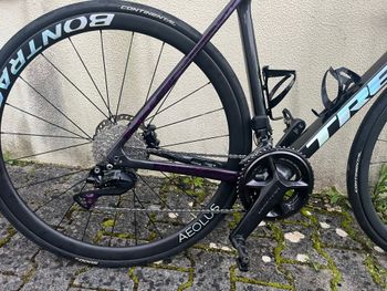Used Trek Émonda SL 6 2024 2024 Road & Gravel, Black — image 3 of 4