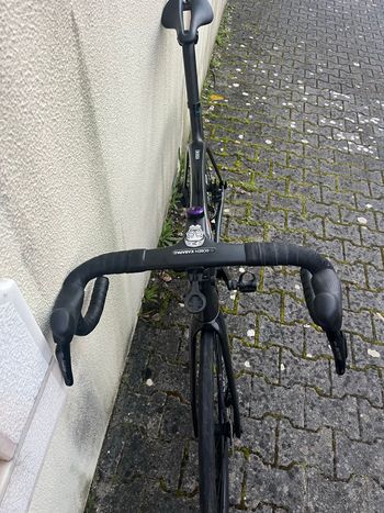 Used Trek Émonda SL 6 2024 2024 Road & Gravel, Black — image 2 of 4