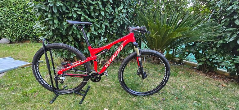 Used Specialized Epic SRAM X9 2017 Mountainbike, Red — image 21 of 21