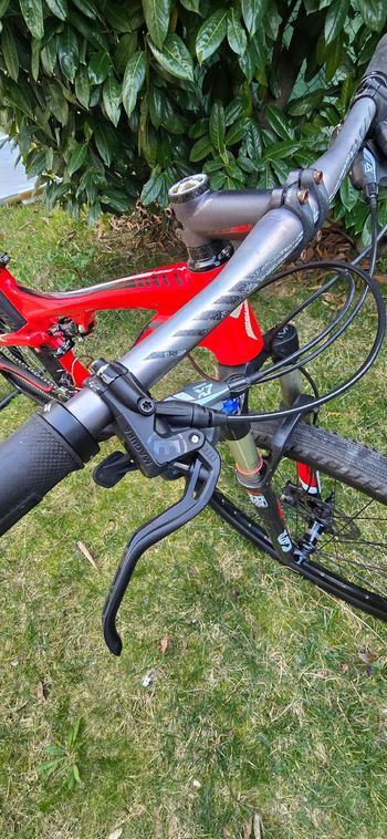 Used Specialized Epic SRAM X9 2017 Mountainbike, Red — image 17 of 21