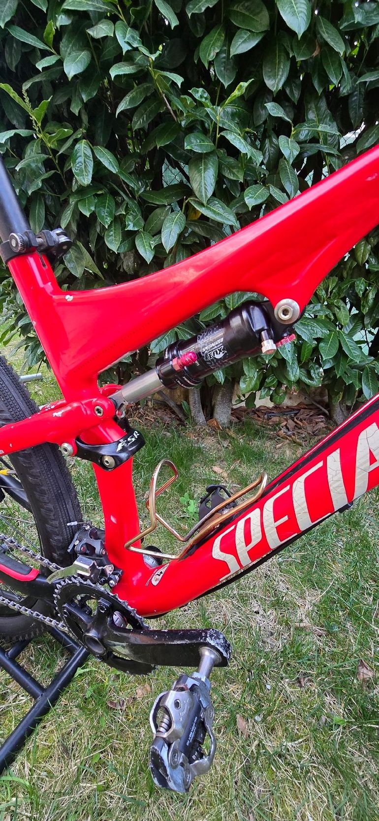 Used Specialized Epic SRAM X9 2017 Mountainbike, Red — image 15 of 21