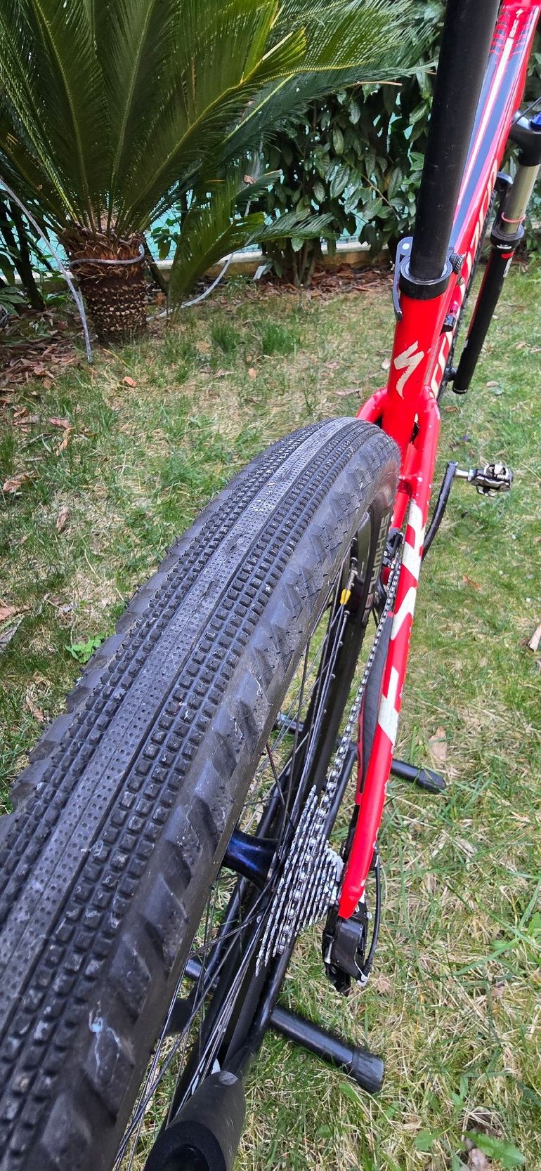 Used Specialized Epic SRAM X9 2017 Mountainbike, Red — image 6 of 21