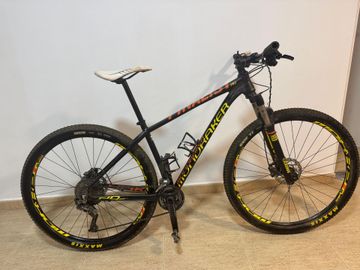 Used Mondraker Custom Shimano Deore XT 2016 Mountainbike, Black — image 1 of 11