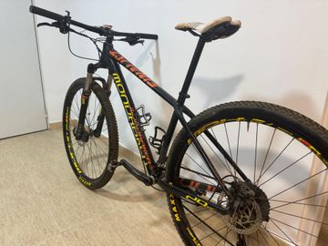 Used Mondraker Custom Shimano Deore XT 2016 Mountainbike, Black — image 8 of 11