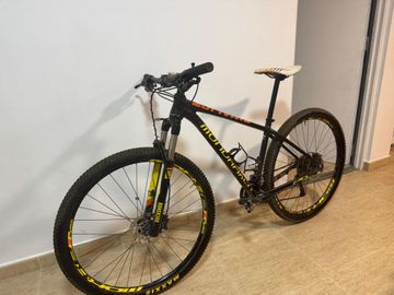 Used Mondraker Custom Shimano Deore XT 2016 Mountainbike, Black — image 9 of 11