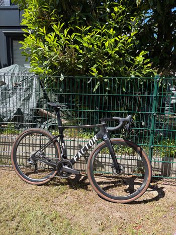 Used Factor Factor Ostro Gravel Bike Ultegra Di2 Hunt Carbon 2024 Racefiets & gravel