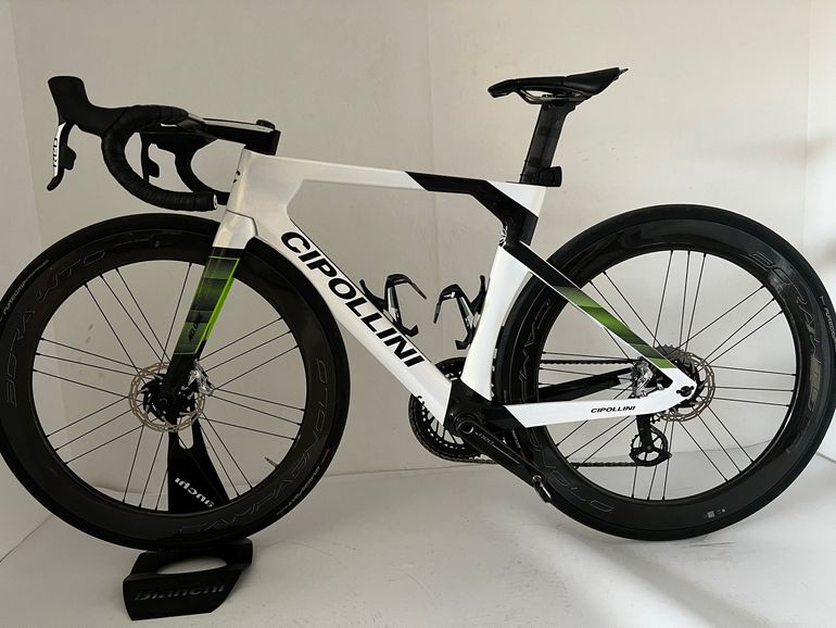 Used Cipollini Rb1k SRAM Red eTap AXS 2022 Road & Gravel, Weiß — image 2 of 7