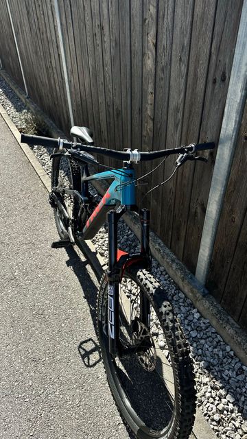Brugt Trek Slash 8 Gen 5 2023 2023 Mountainbike — billede 5 af 5