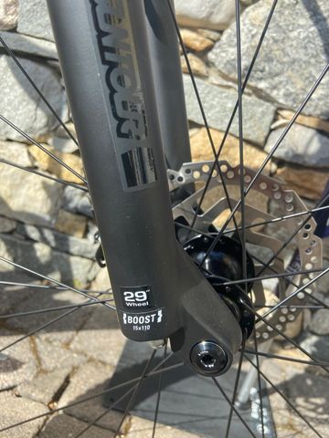 Brugt Giant Talon E+ 2026 2026 Mountainbike — billede 9 af 21