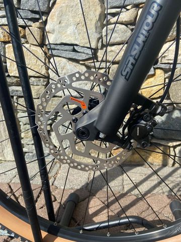 Brugt Giant Talon E+ 2026 2026 Mountainbike — billede 14 af 21