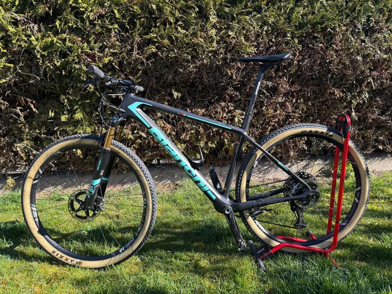 Used Bianchi Methanol Shimano XTR 2020 Mountainbike, Black — image 2 of 9
