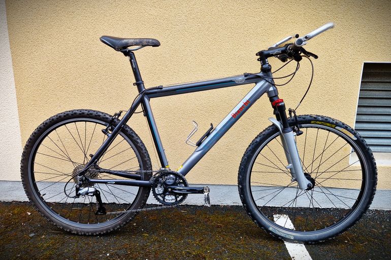 Used Bianchi 9800 MTB 2005  Anniversario 26" 2005 Mountainbike, Light Gray — image 1 of 26