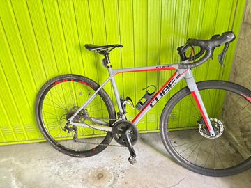 Used CUBE CROSS RACE Pro 2018 2018 Road & Gravel, Light Gray — image 1 of 8