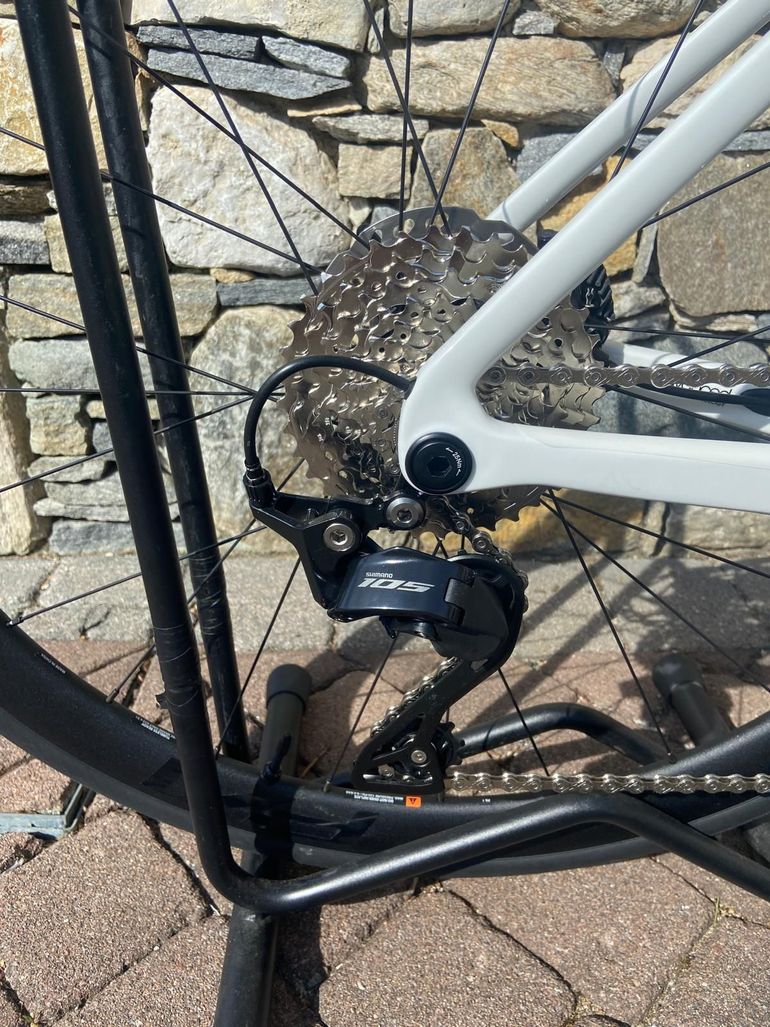 Used Giant Giant Propel Advanced 2 105 2027 2027 Road & Gravel — image 5 of 19
