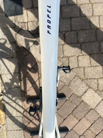 Used Giant Giant Propel Advanced 2 105 2027 2027 Road & Gravel — image 9 of 19
