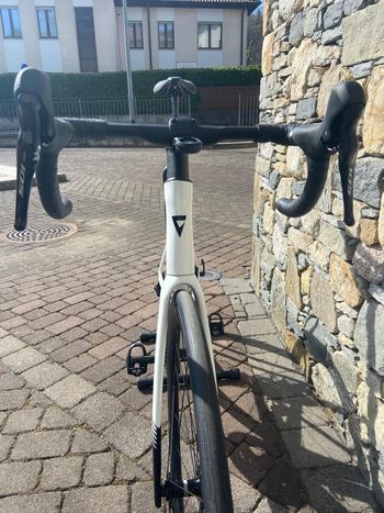 Used Giant Giant Propel Advanced 2 105 2027 2027 Road & Gravel — image 12 of 19